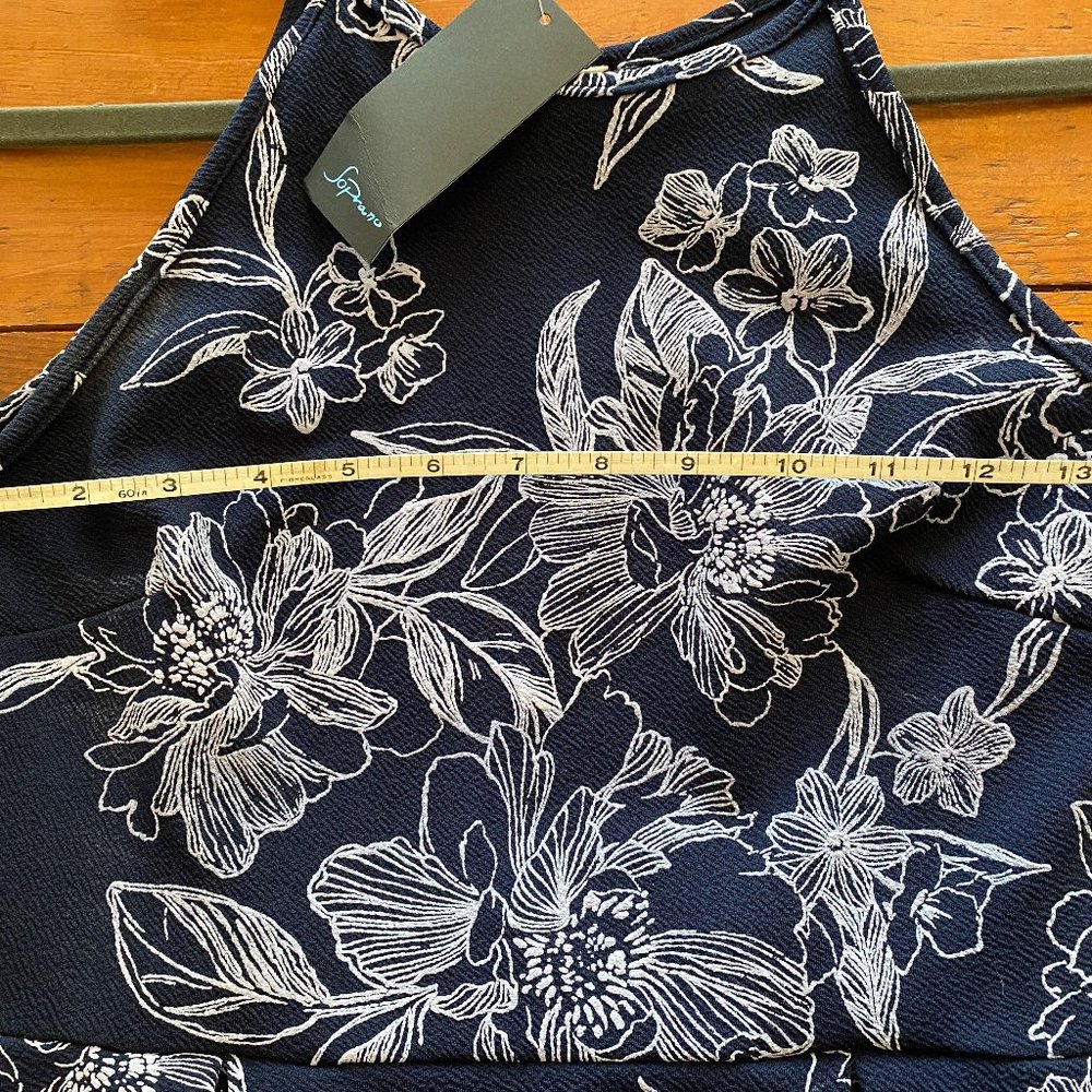 Soprano Navy / White Floral Halter Fit and Flare Dress Sz Med (juniors) NWT - Picture 6 of 7